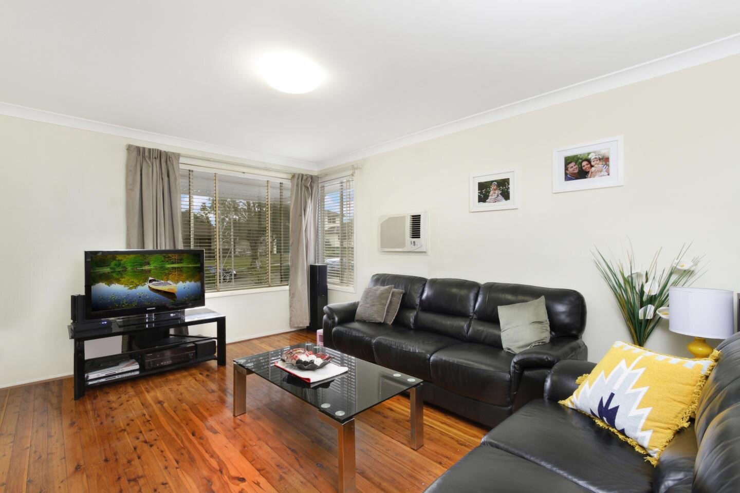 8 Woodberry Road, Winston Hills Sold by ResponseRE Walsh Sullivan Northmead - image 1