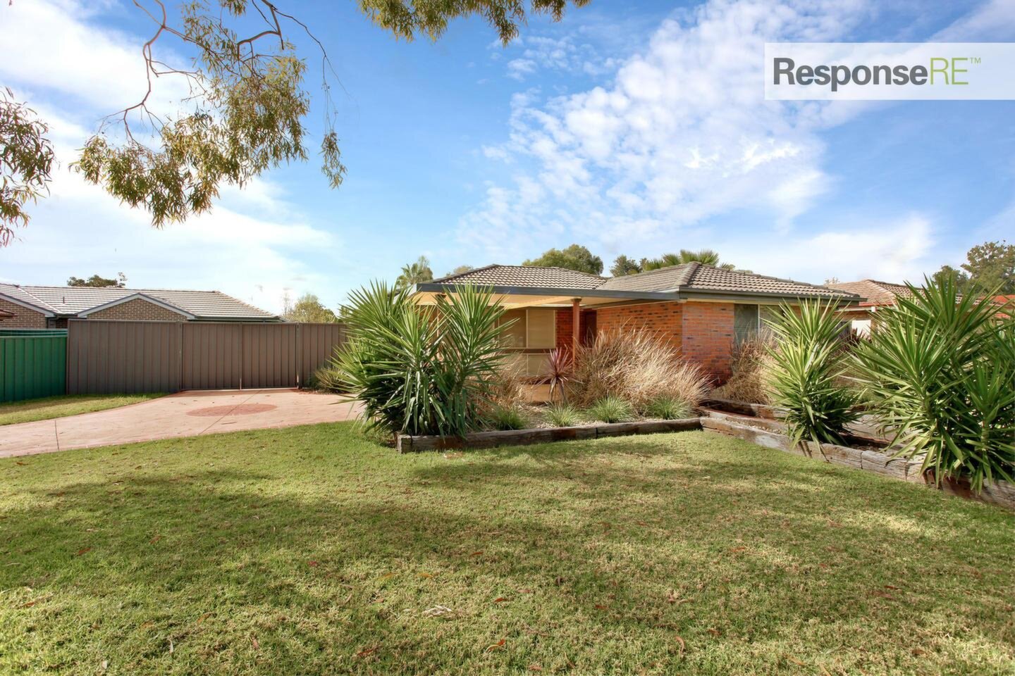 21 Gadara Drive, South Penrith Sold by Response Real Estate Penrith - image 1