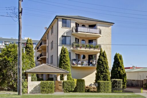 4/32 Fourth Avenue, Blacktown Sold by ResponseRE Quakers Hill & Bella Vista