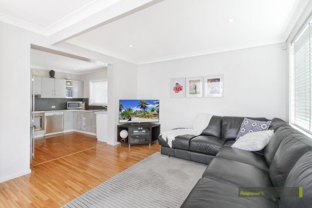10 Goliath Avenue, Winston Hills Sold by ResponseRE Walsh Sullivan Northmead - image 1