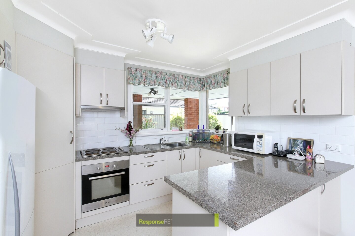 39 Mulgray Avenue, Baulkham Hills Sold by ResponseRE Walsh Sullivan Northmead - image 1