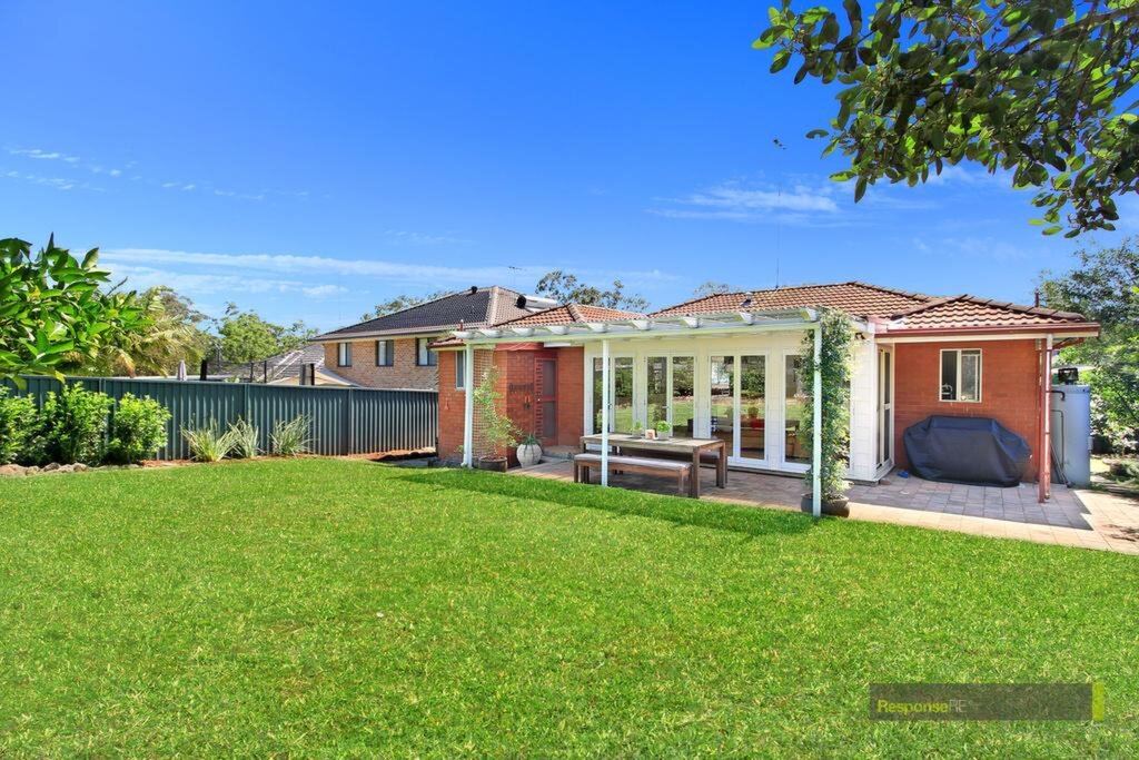 10 Kelvin Grove, Winston Hills Sold by ResponseRE Walsh Sullivan Baulkham Hills - image 1