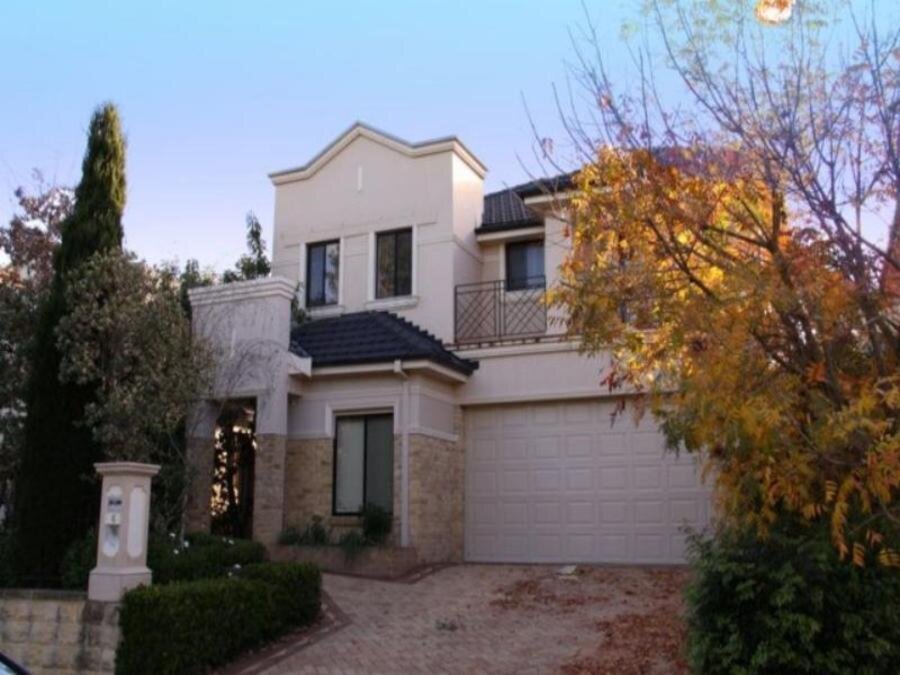 6 Satinash Street, Parklea Sold by ResponseRE - image 1