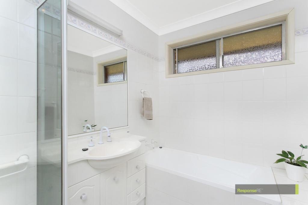 33 Gregory Avenue, Baulkham Hills Sold by ResponseRE Walsh Sullivan Northmead - image 1