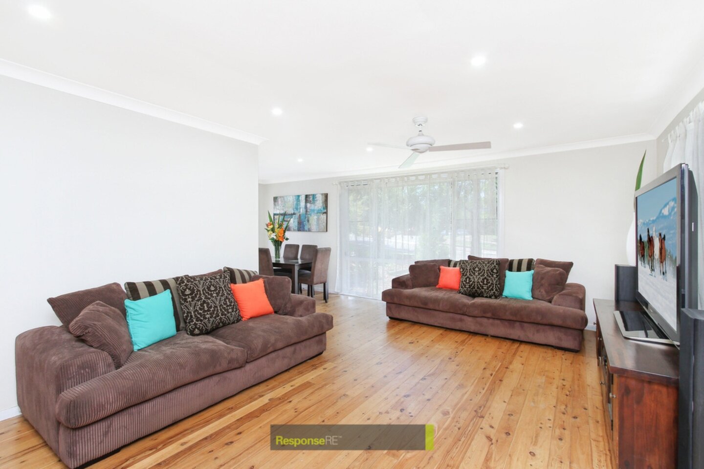 34 Oakes Road, Winston Hills Sold by ResponseRE Walsh Sullivan Northmead - image 1