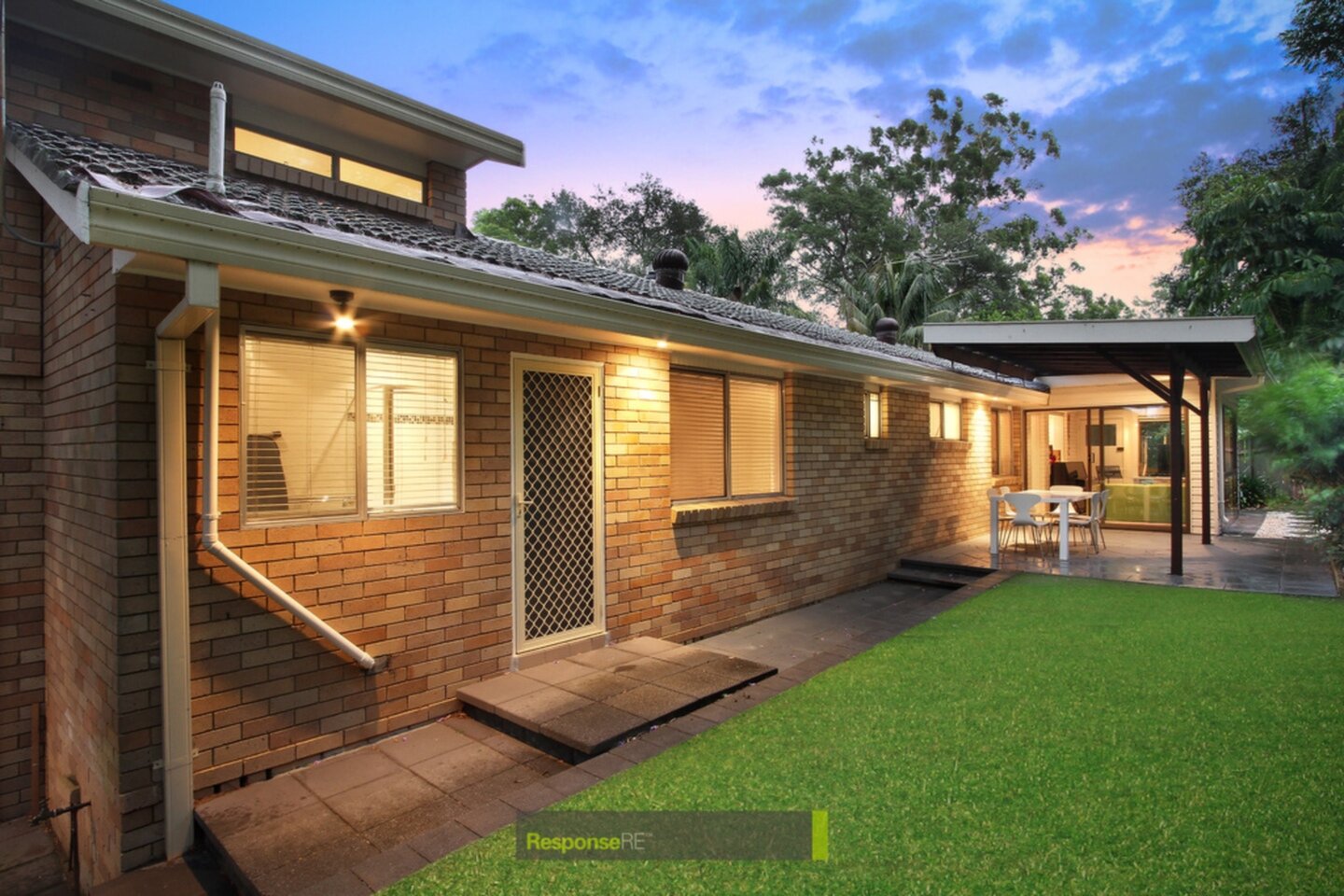 62 Woodhill Street, Castle Hill Sold by ResponseRE Walsh Sullivan Northmead - image 1