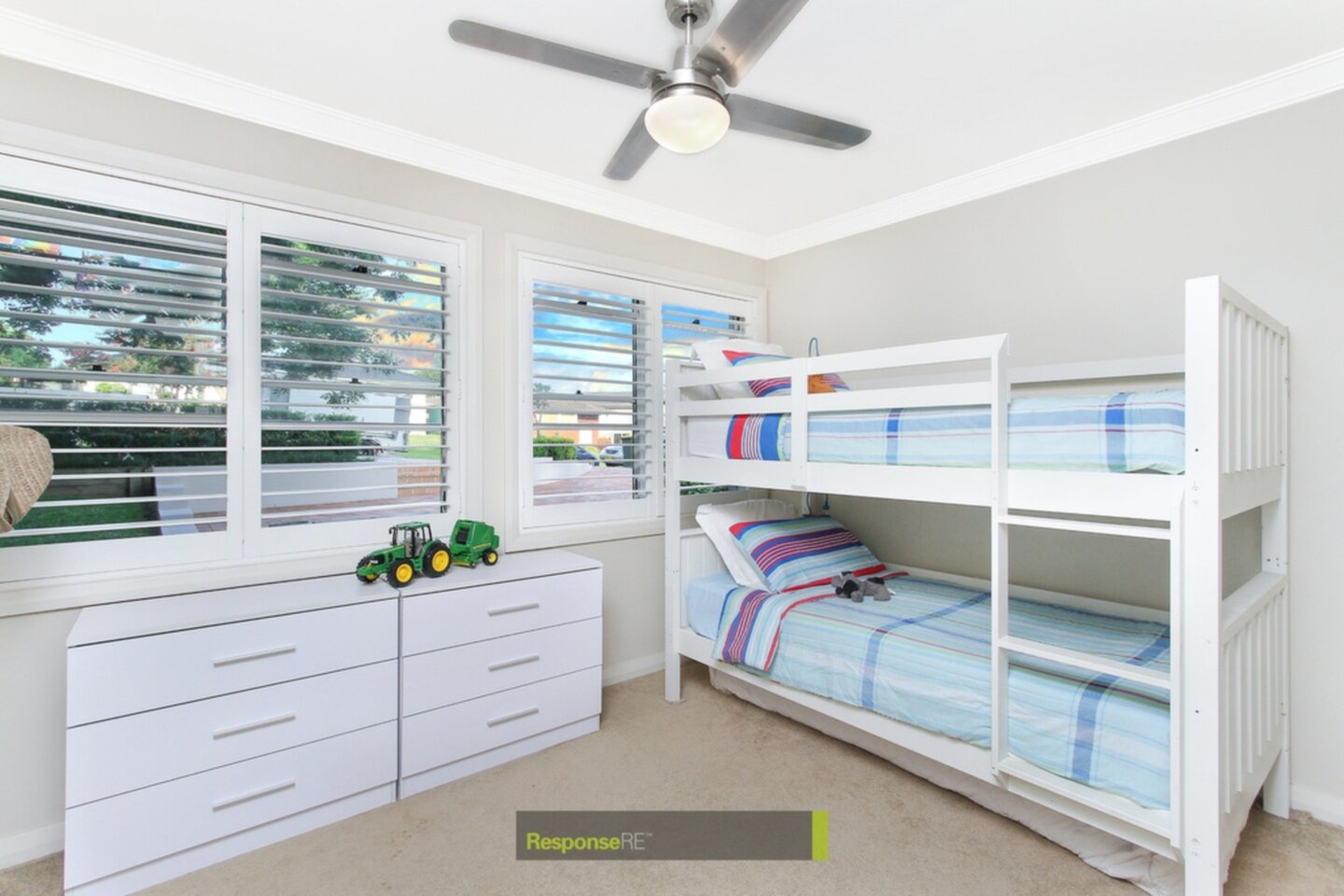 70 Model Farms Road, Winston Hills Sold by ResponseRE Walsh Sullivan Northmead - image 1