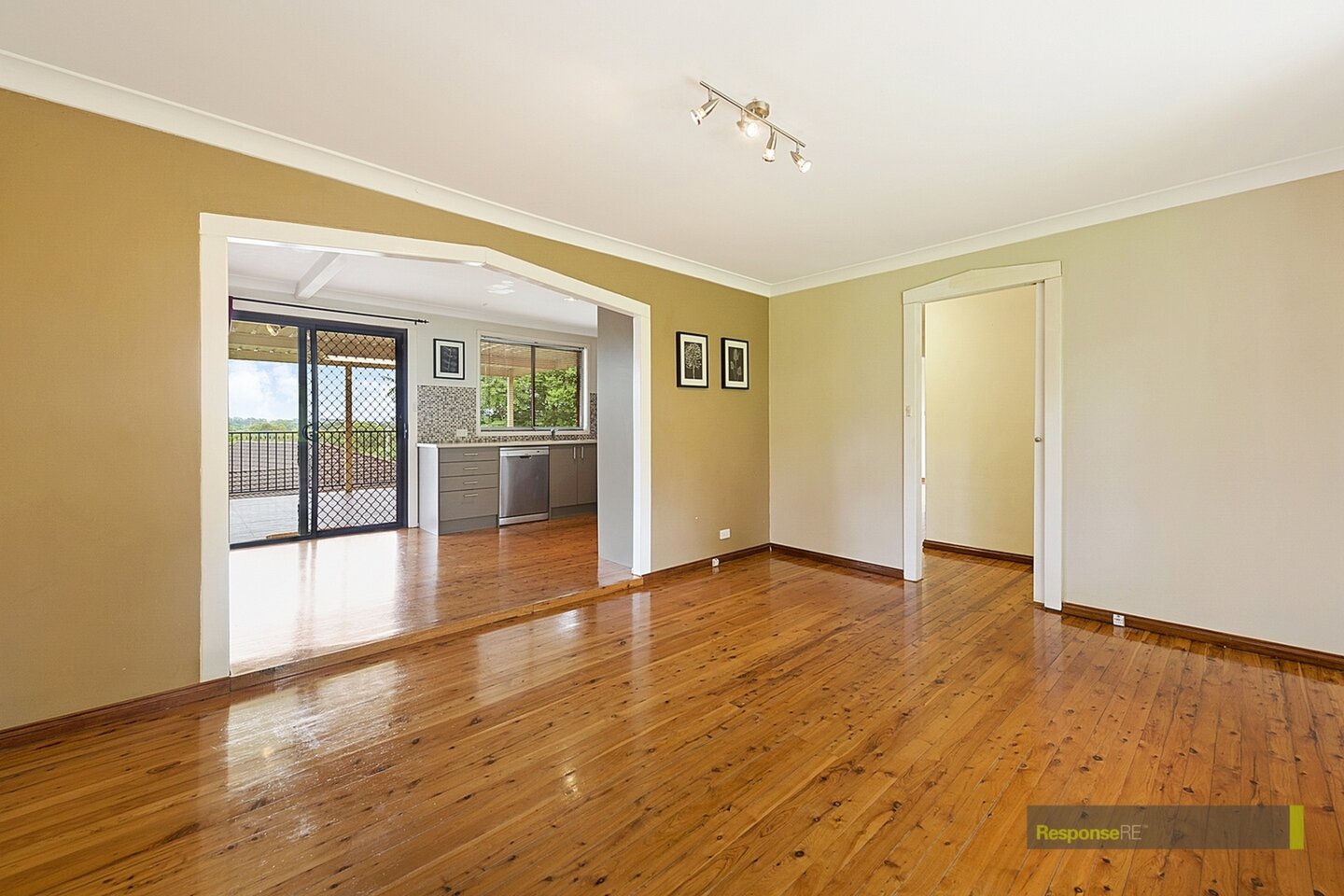 62 Nairana Drive, Marayong Sold by ResponseRE - image 1