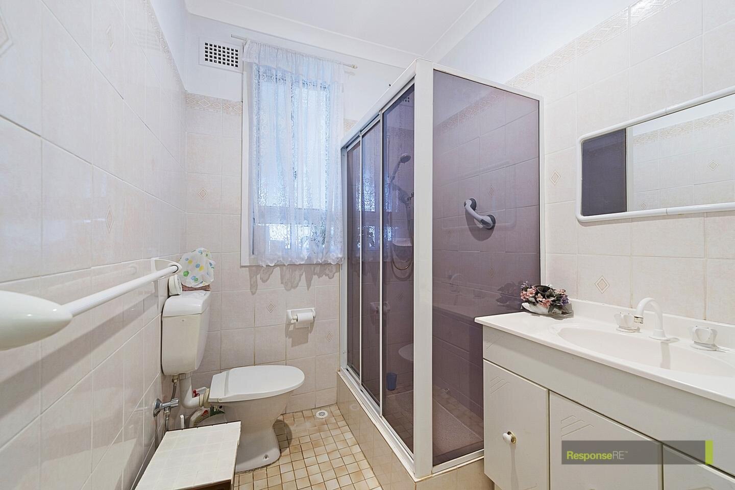 39 Lowry Street, Lalor Park Sold by ResponseRE - image 1