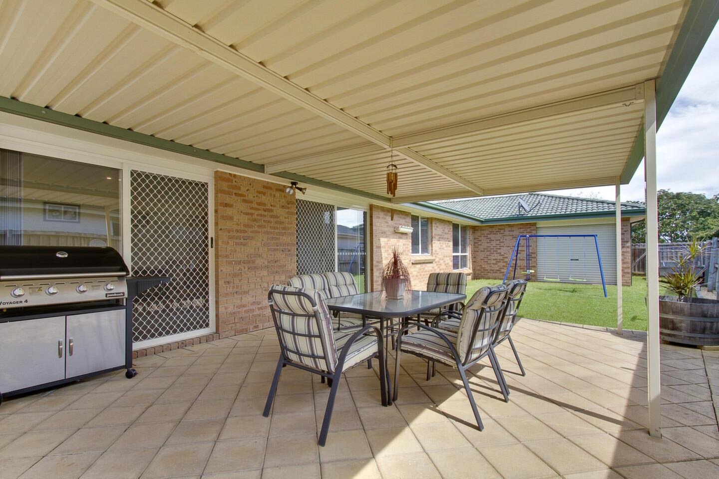 6 Anita Street, Glenwood Sold by ResponseRE - image 1