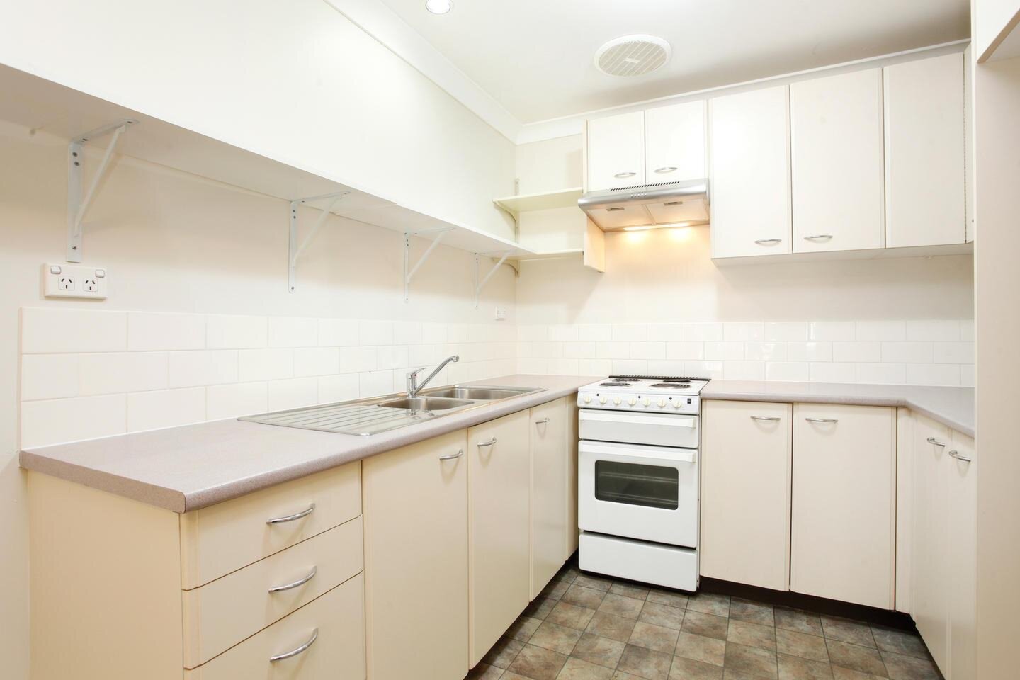 113A Pagoda Crescent, Quakers Hill Leased by Response Real Estate Penrith - image 1