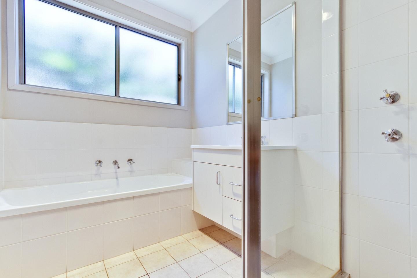 16 Corkwood Place, Acacia Gardens Sold by ResponseRE - image 1