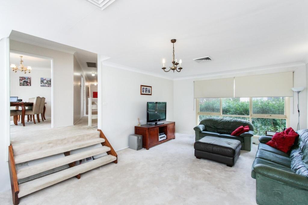 23 Cromarty Crescent, Winston Hills Sold by ResponseRE Walsh Sullivan Baulkham Hills - image 1