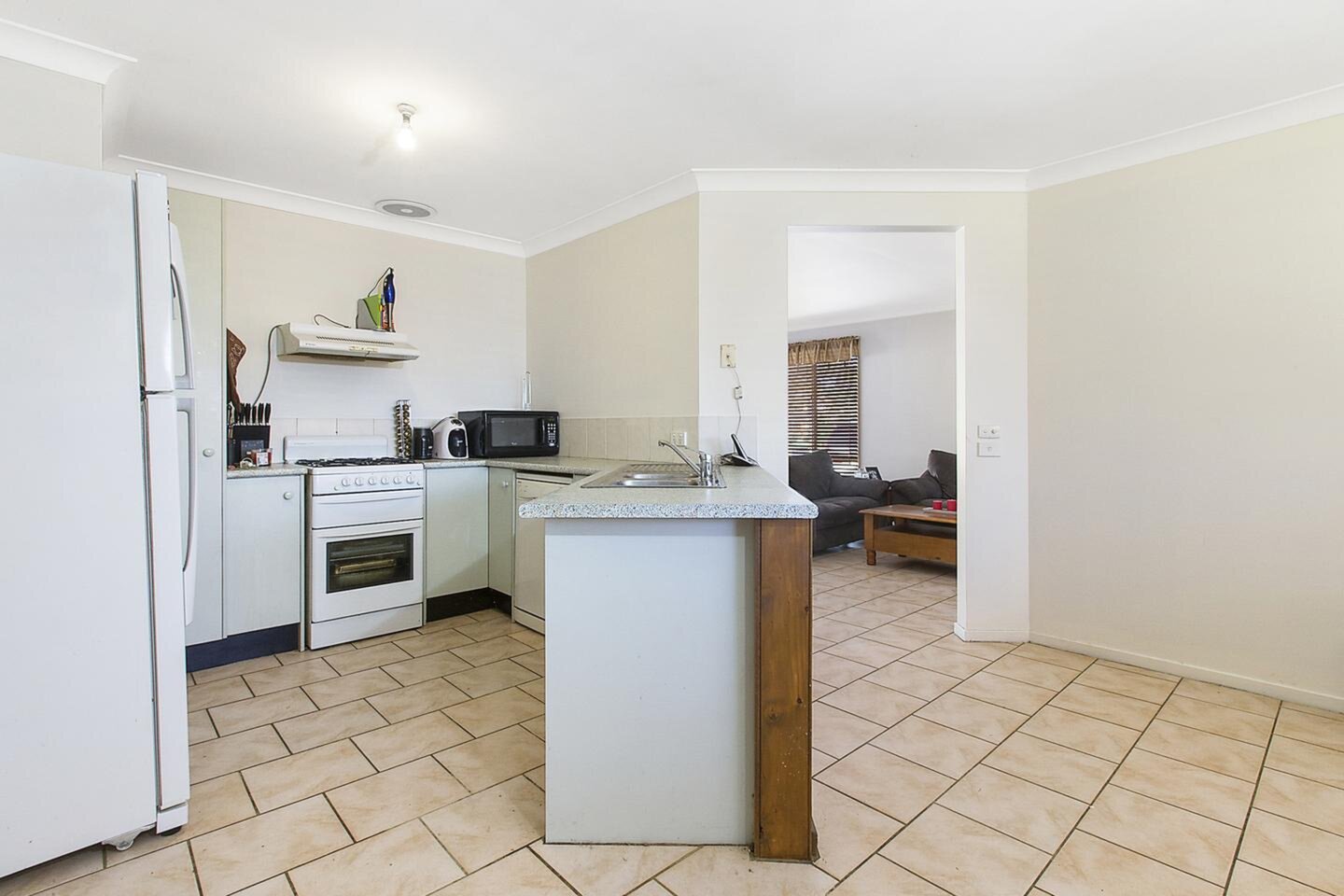 8 Venus Close, Cranebrook Sold by ResponseRE - image 1