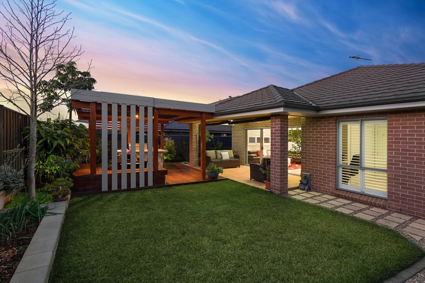 41 Meander Crescent, The Ponds Sold by ResponseRE - image 1
