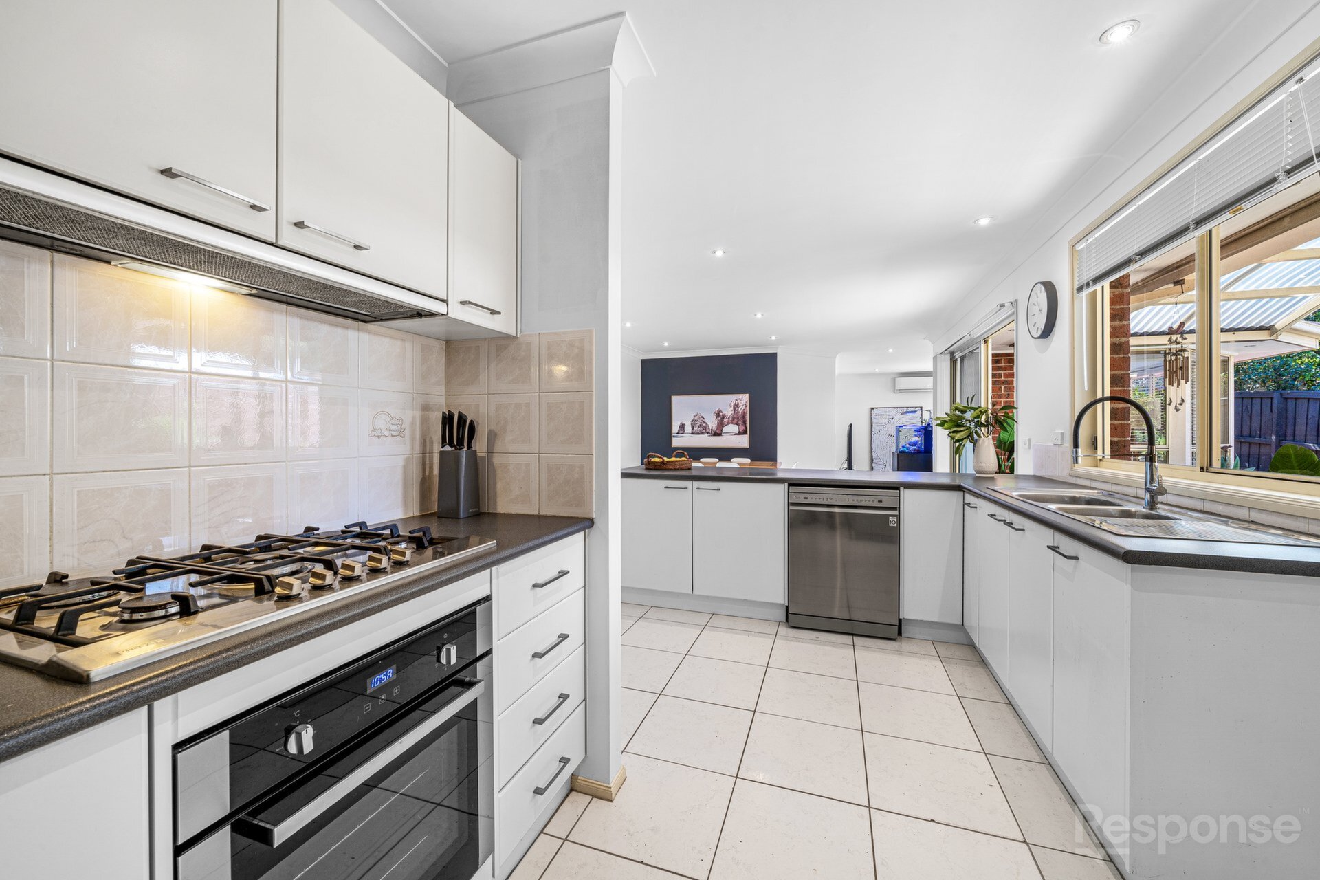 16 Marsden Avenue, Kellyville Sold by ResponseRE - image 1