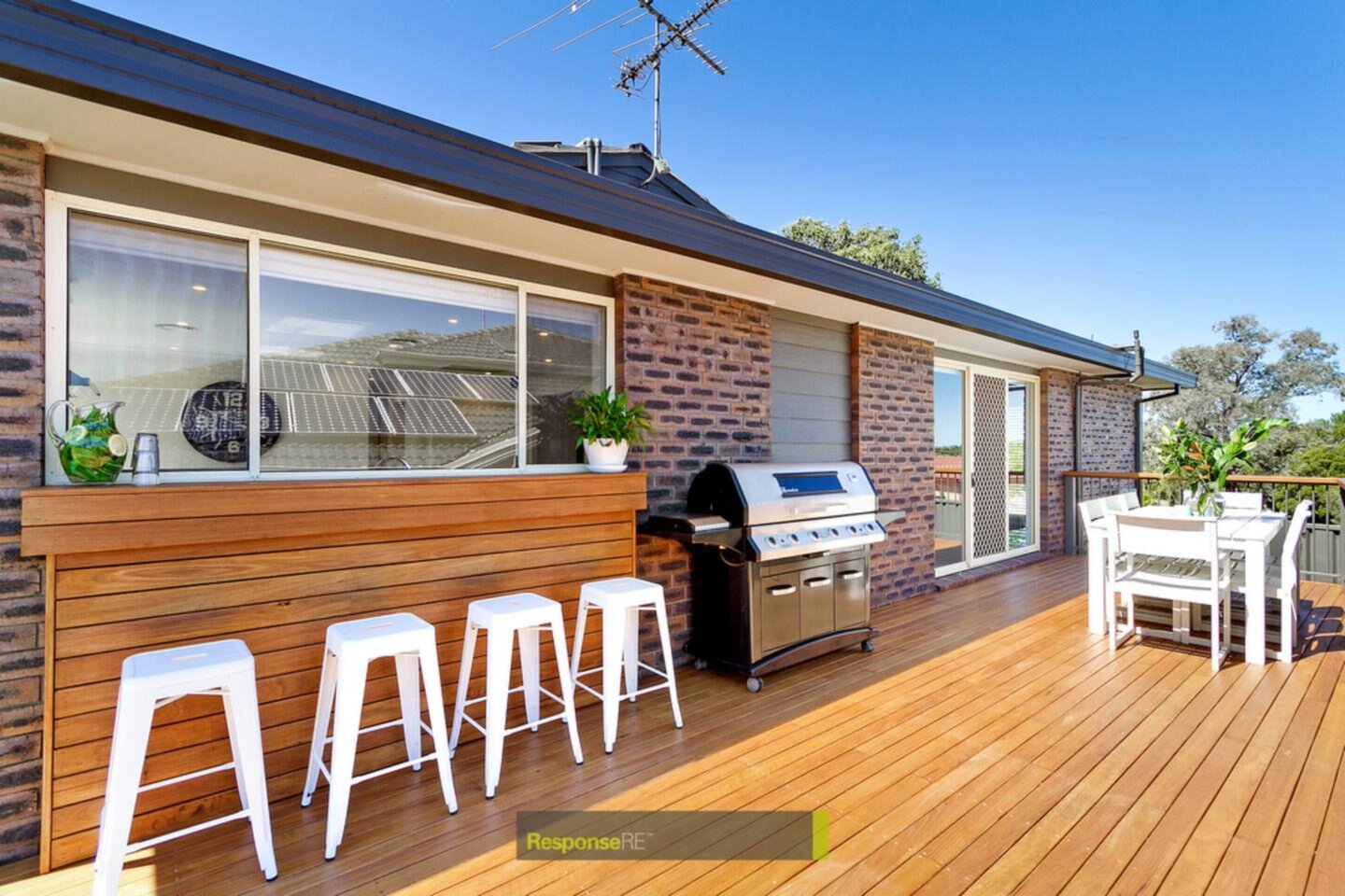 71 Marton Crescent, Kings Langley Sold by ResponseRE Walsh Sullivan Baulkham Hills - image 1