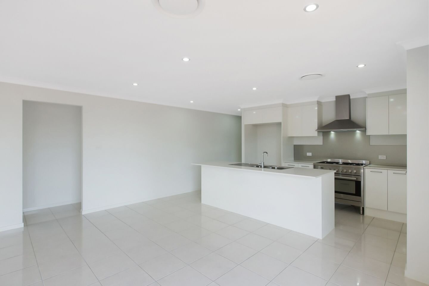 2 Angophora Avenue, Kingswood Sold by ResponseRE - image 1