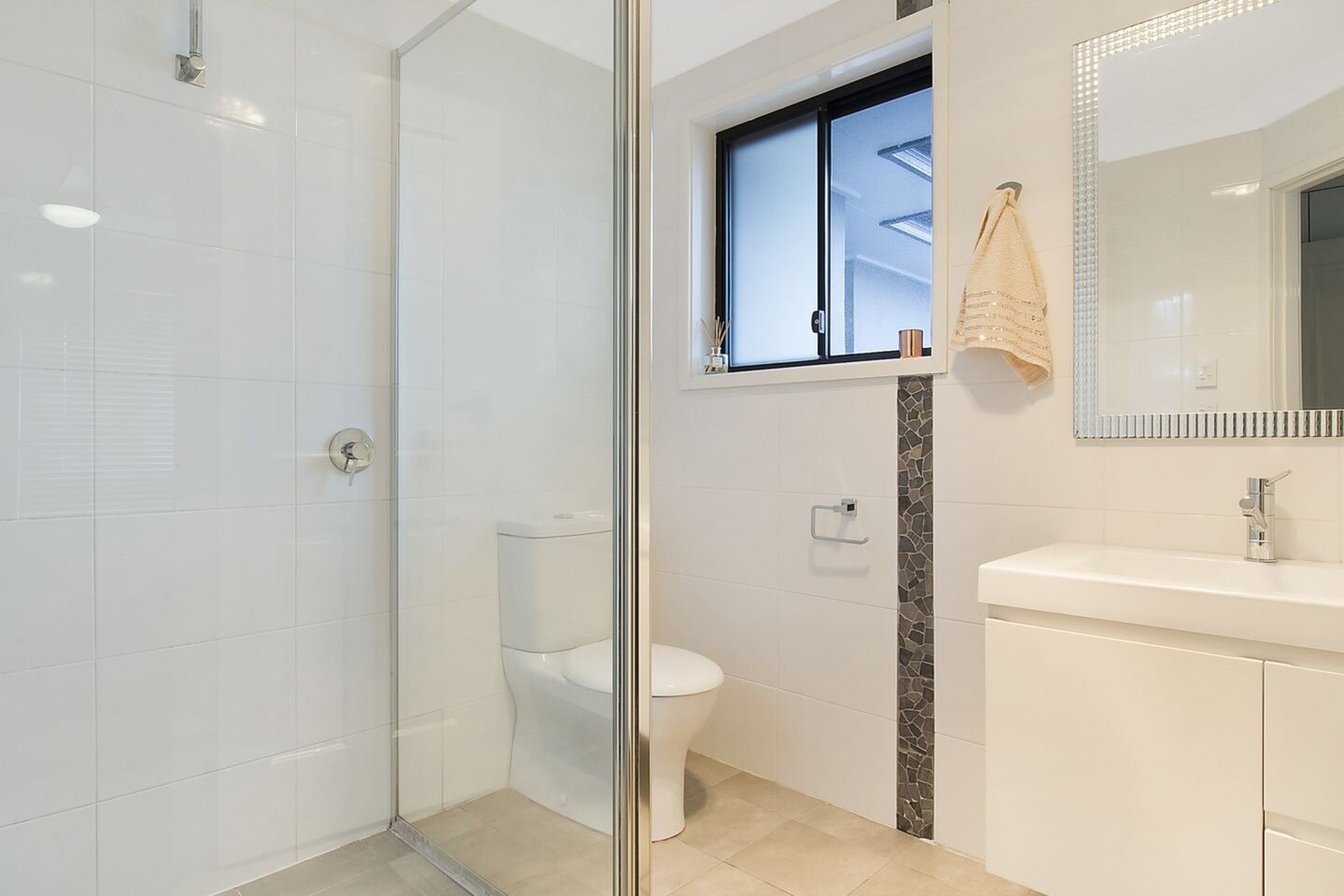 23 Carlyle Crescent, Cambridge Gardens Sold by ResponseRE - image 1