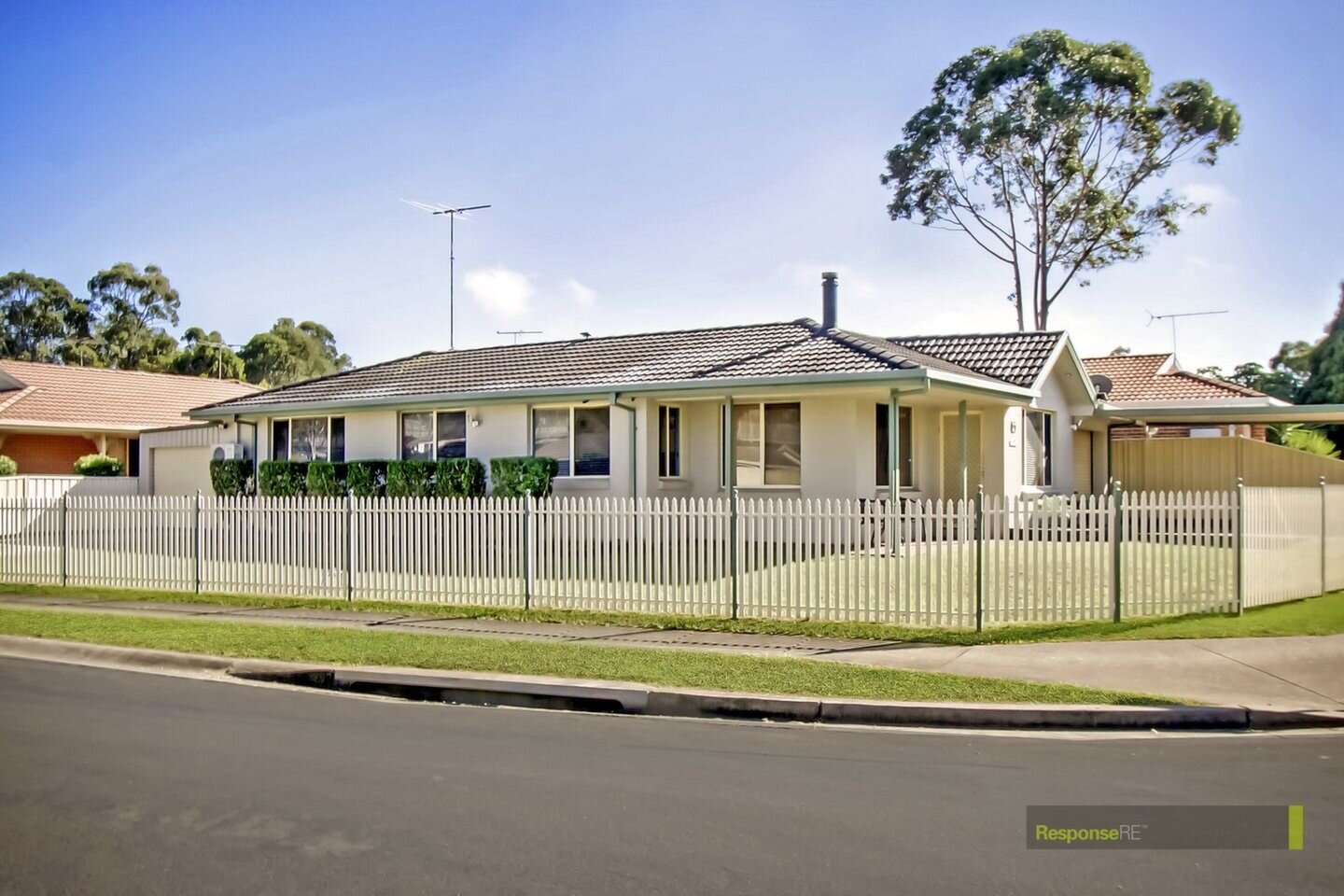 17 Doolan Street, Dean Park Sold by ResponseRE - image 1