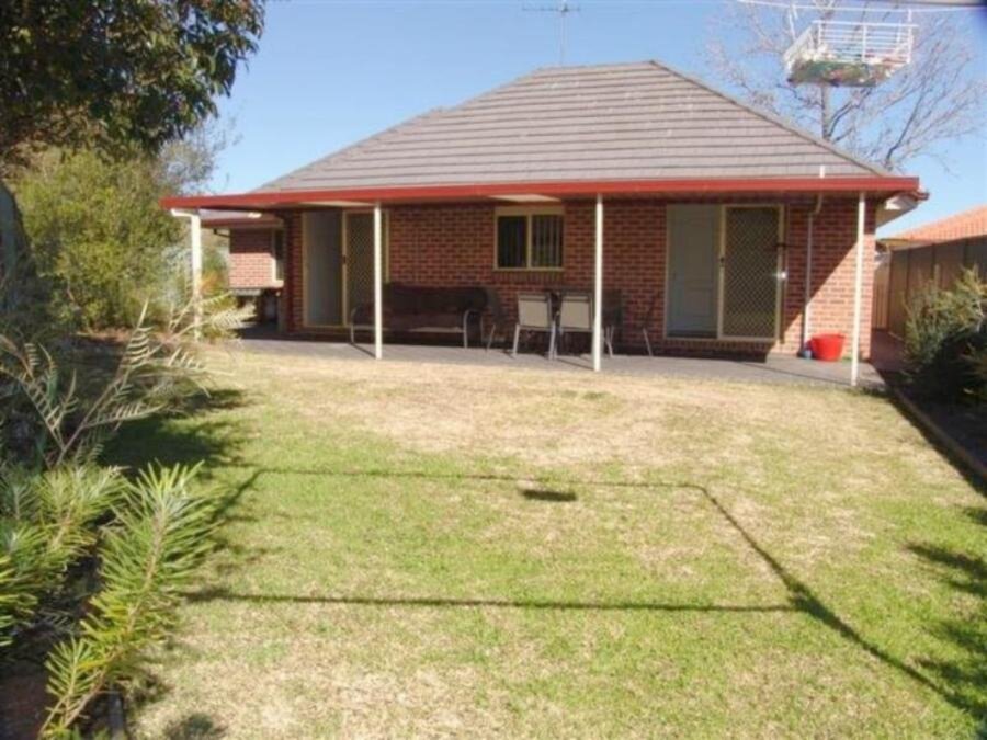 3/207 Jamison Road, Penrith Sold by Response Real Estate Penrith - image 1