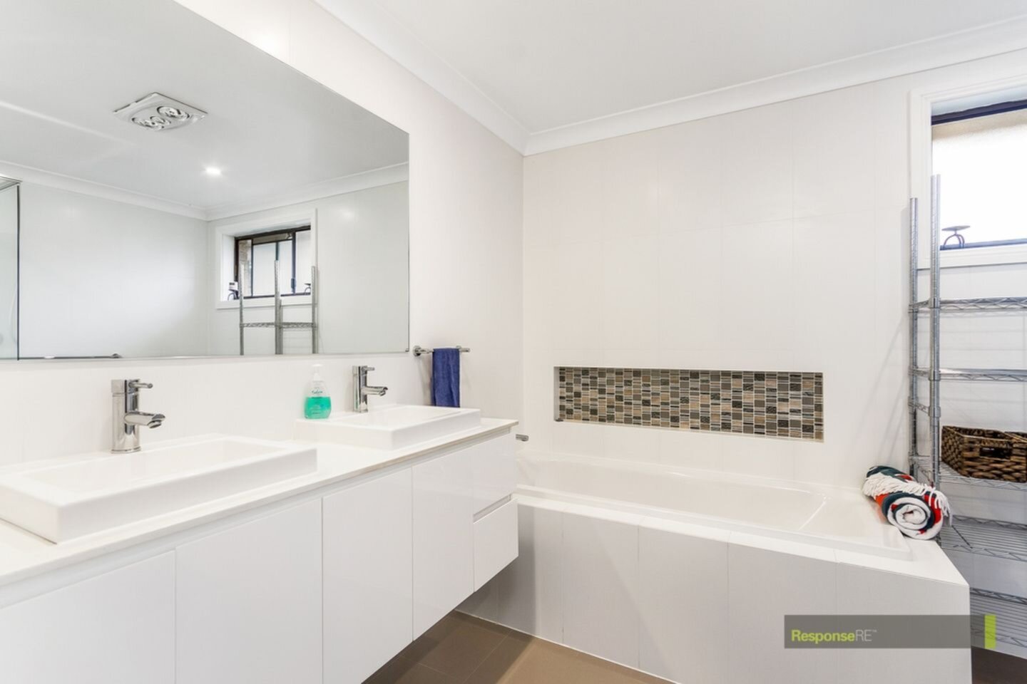 35 Oleander Crescent, Riverstone Sold by ResponseRE Walsh Sullivan Baulkham Hills - image 1