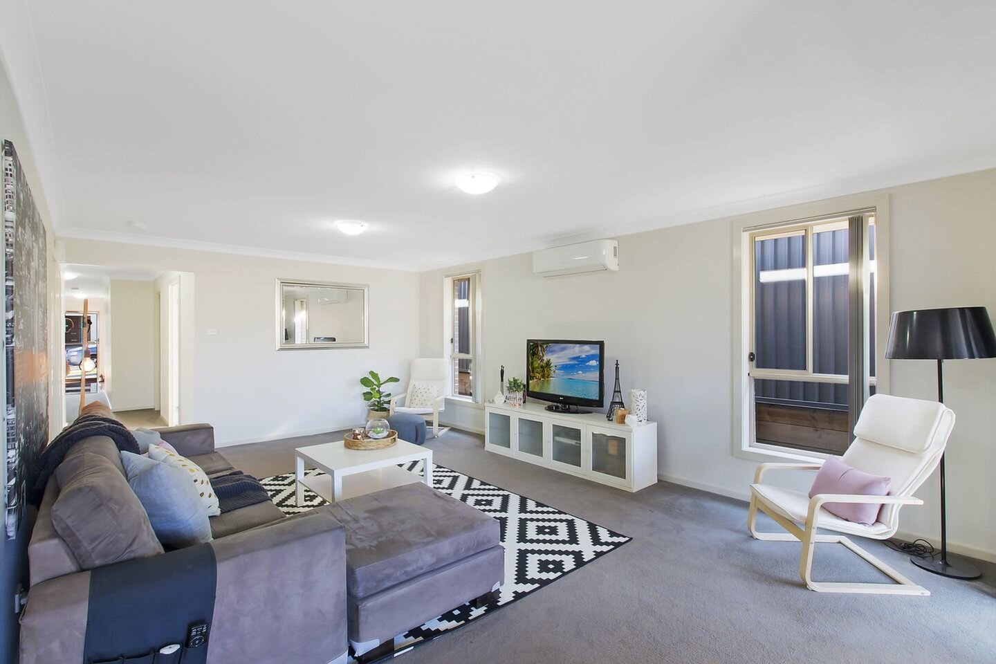 16 Scarborough Rise, Jordan Springs Sold by ResponseRE - image 1