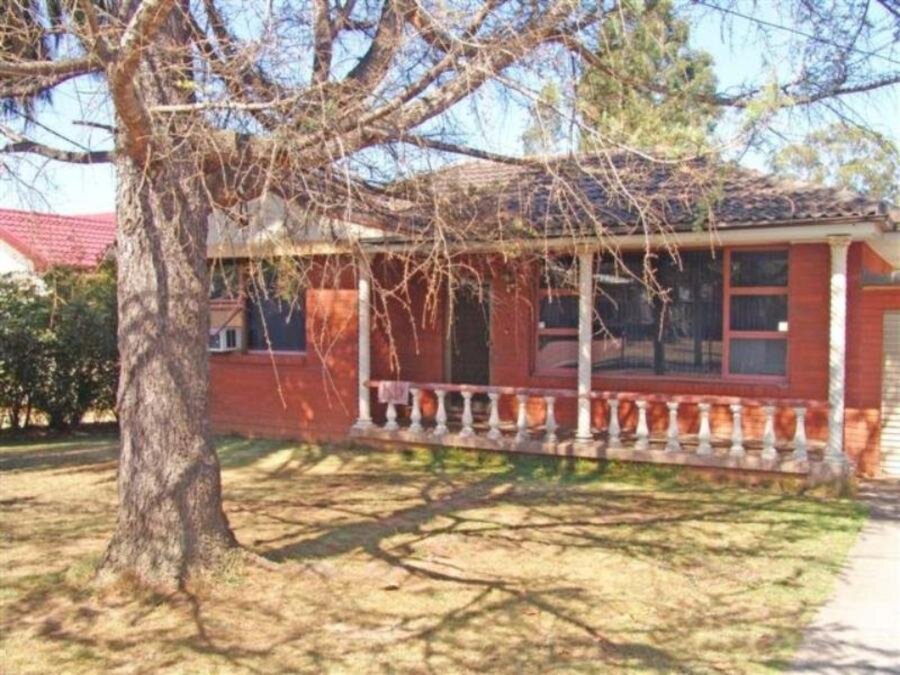 20 Elliott Street, Kingswood Sold by Response Real Estate Penrith - image 1