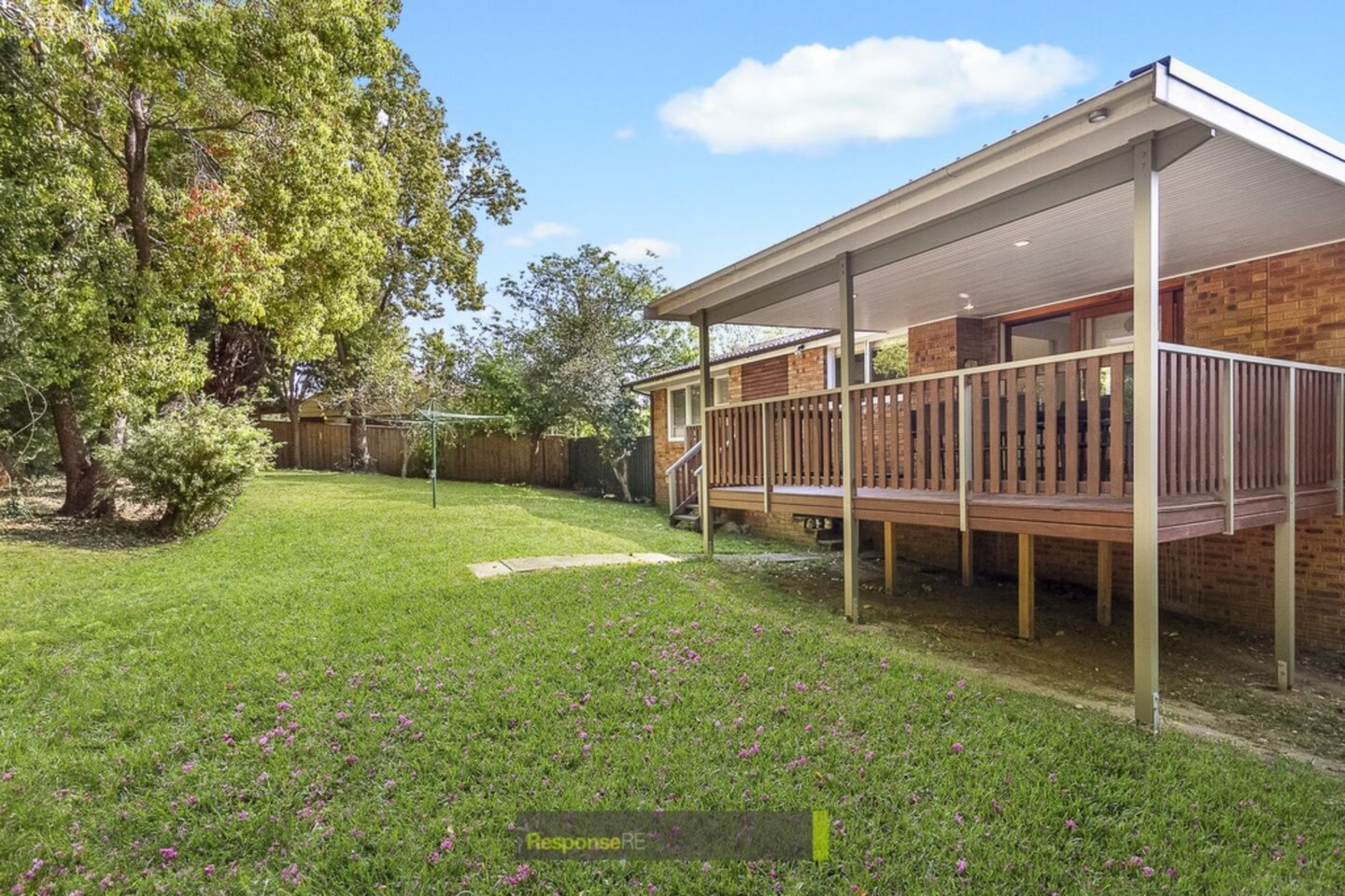 6 Frensham Place, Dural Sold by ResponseRE Walsh Sullivan Northmead - image 1