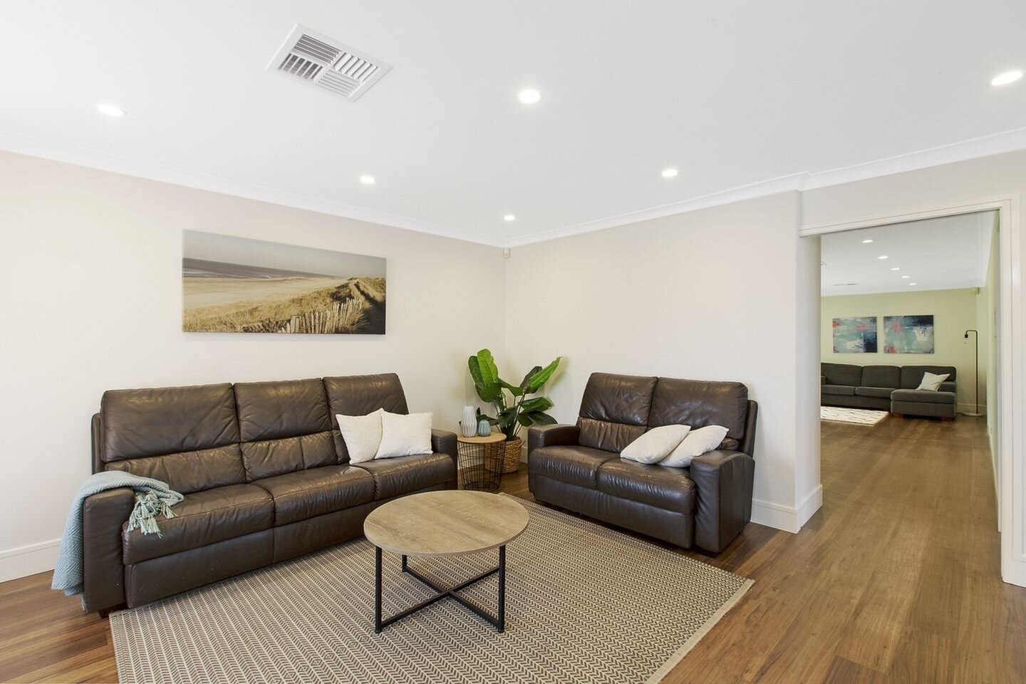 2 Barry Coe Place, Cranebrook Sold by Response Real Estate Penrith - image 1