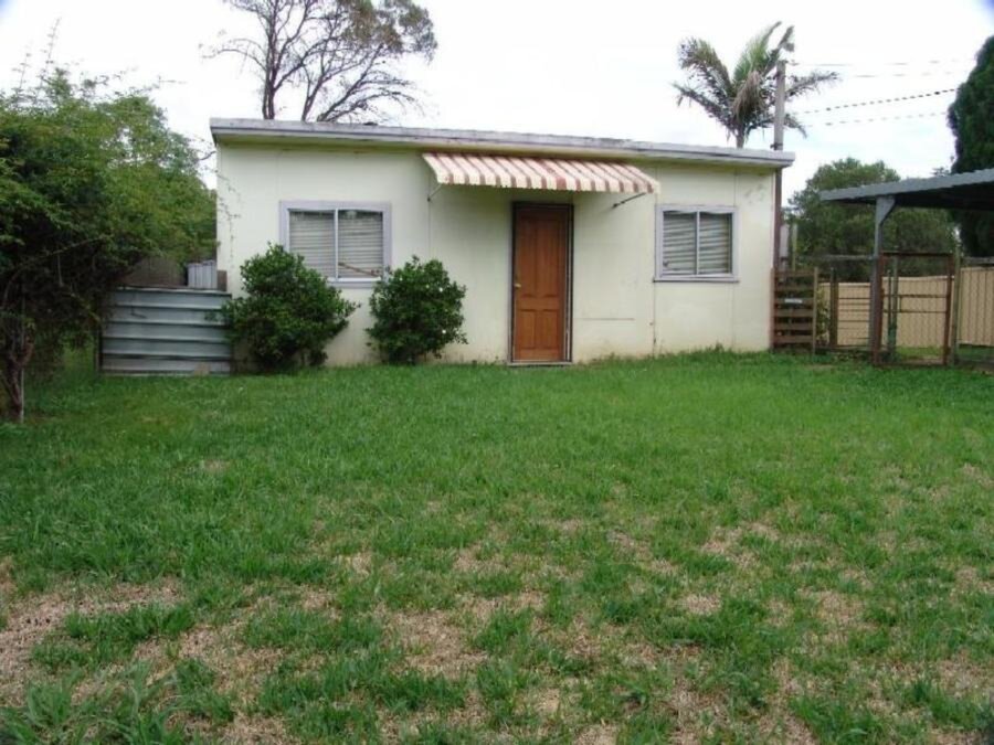 7 Gibson Avenue, Werrington Sold by Response Real Estate Penrith - image 1
