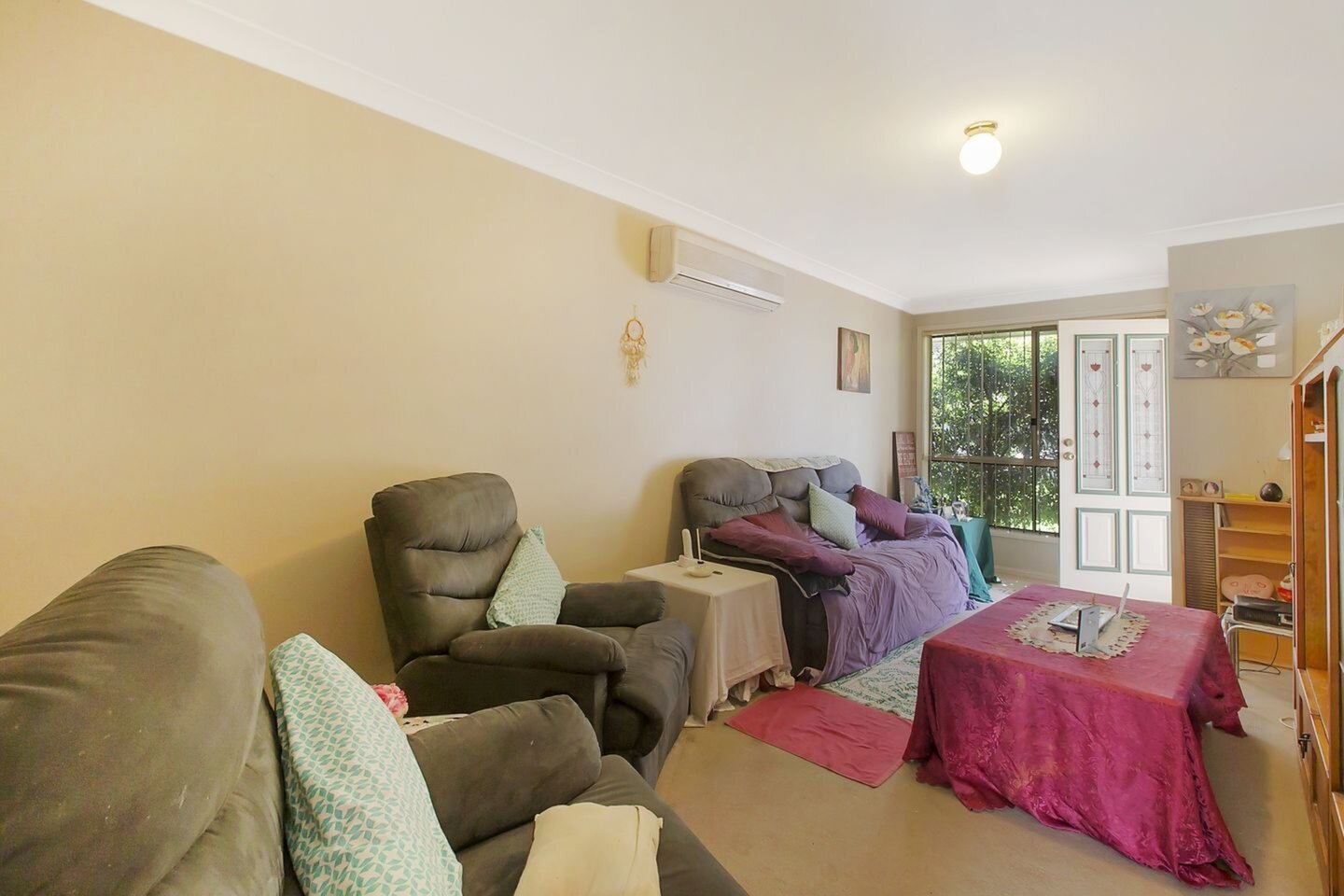 5/2 Dutton Place, Glenmore Park Sold by Response Real Estate Penrith - image 1