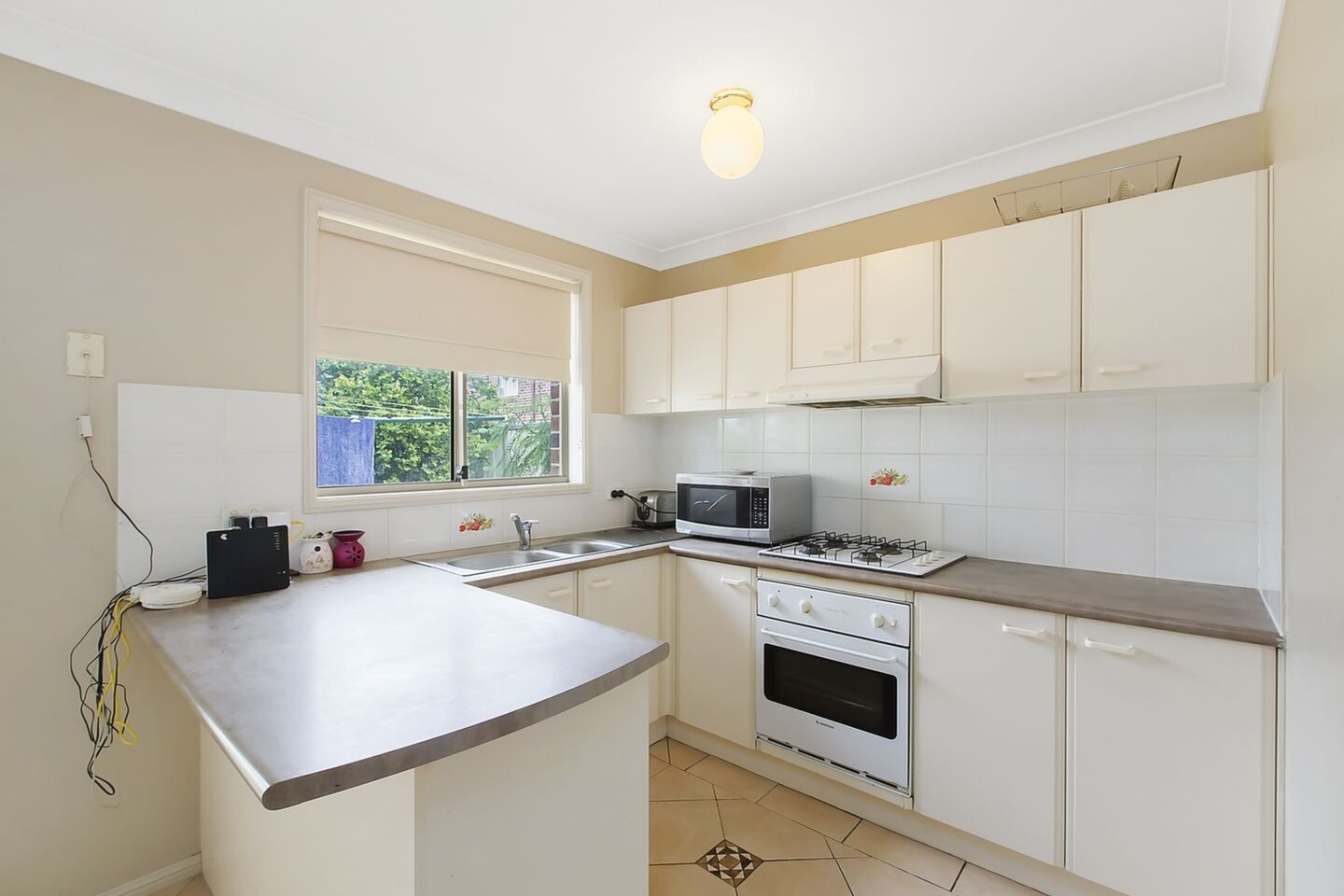 5/2 Dutton Place, Glenmore Park Sold by Response Real Estate Penrith - image 1