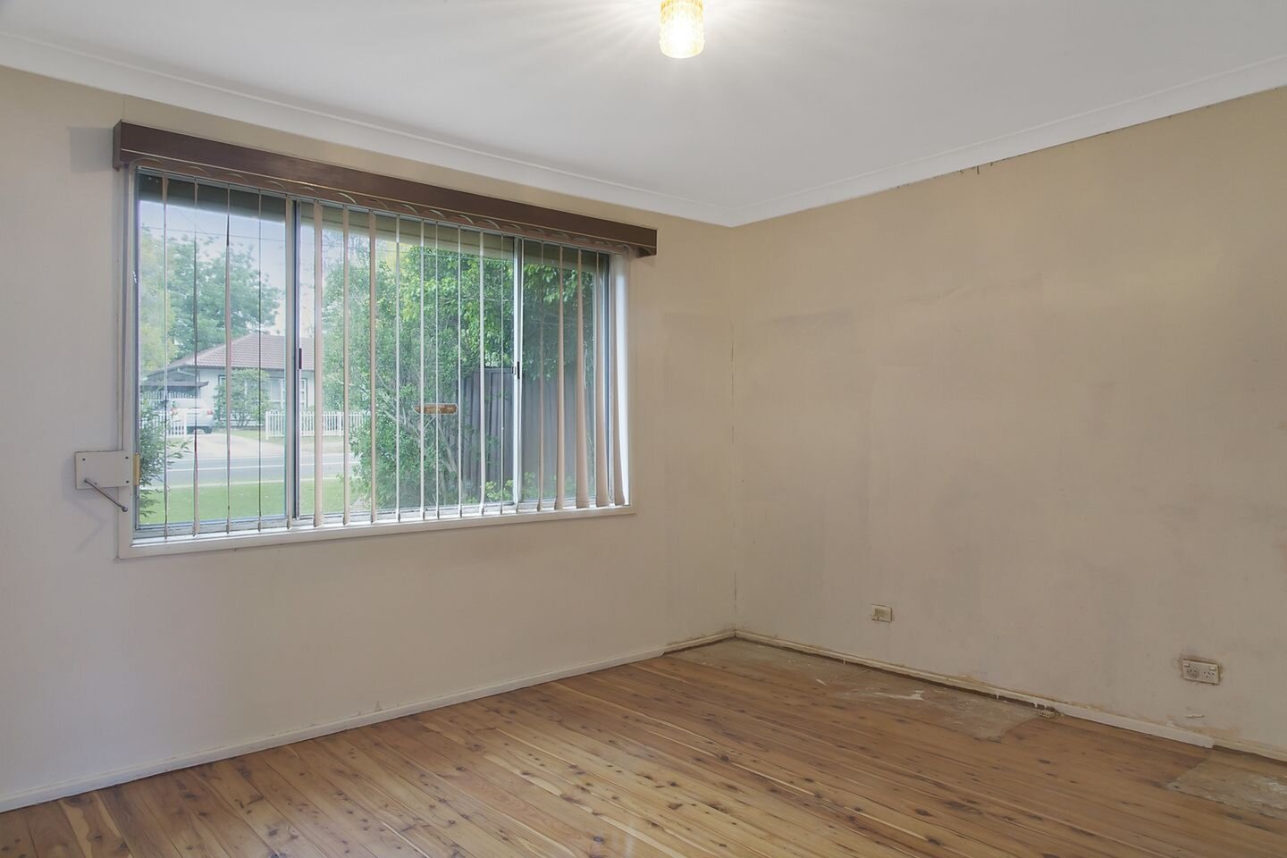 168 Smith Street, South Penrith Sold by Response Real Estate Penrith - image 1