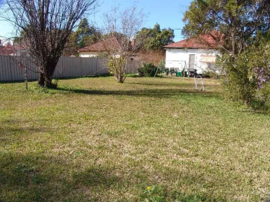 89 Castlereagh Street, Penrith Sold by Response Real Estate Penrith - image 1