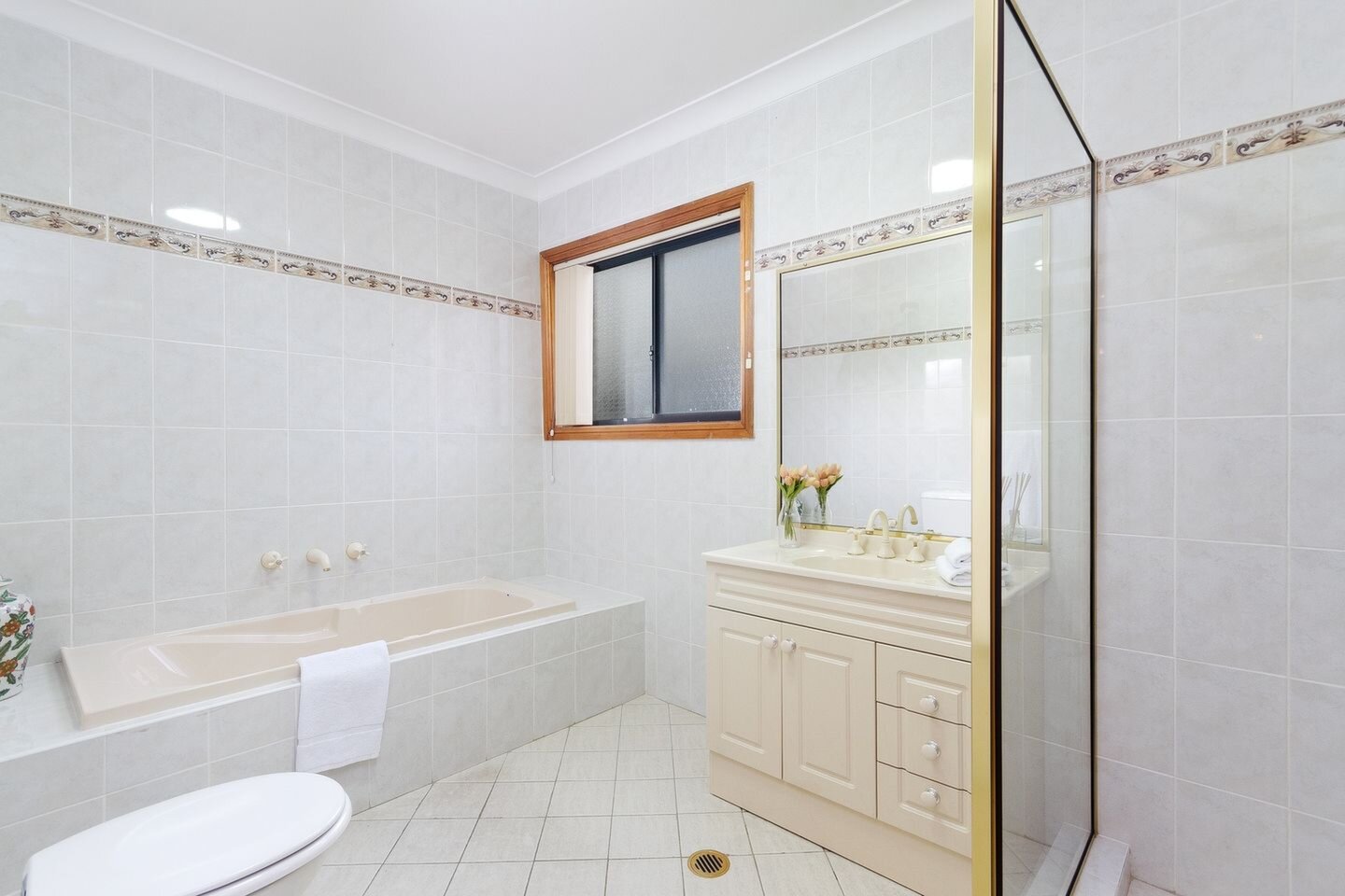 81 James Mileham Drive, Kellyville Sold by ResponseRE - image 1