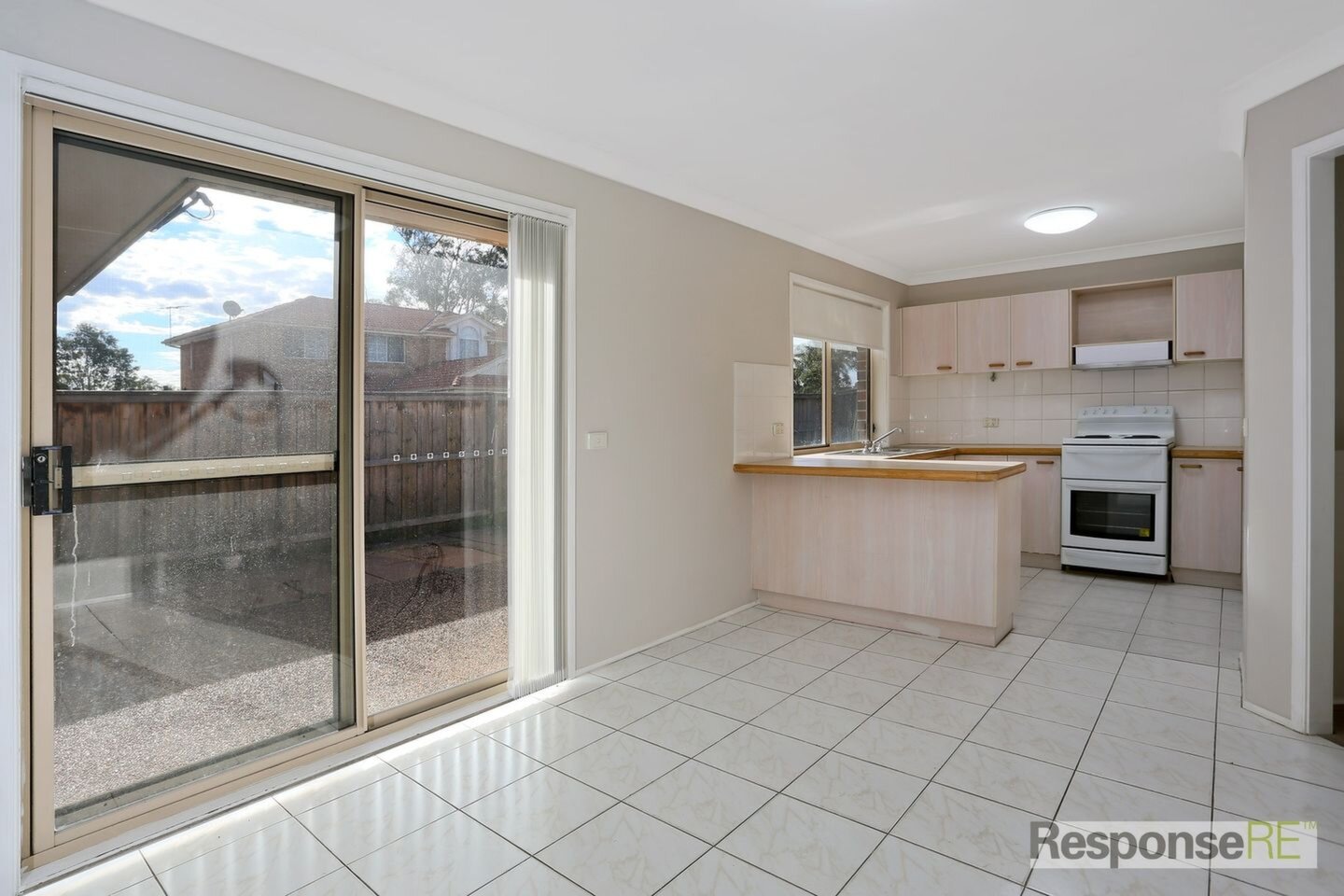 17  Yantara Place, Woodcroft Sold by ResponseRE - image 1