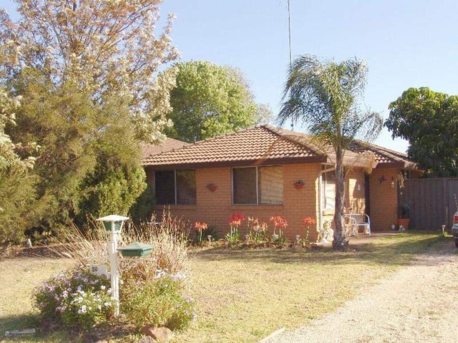 20 Cameron Street, Jamisontown Sold by Response Real Estate Penrith - image 1