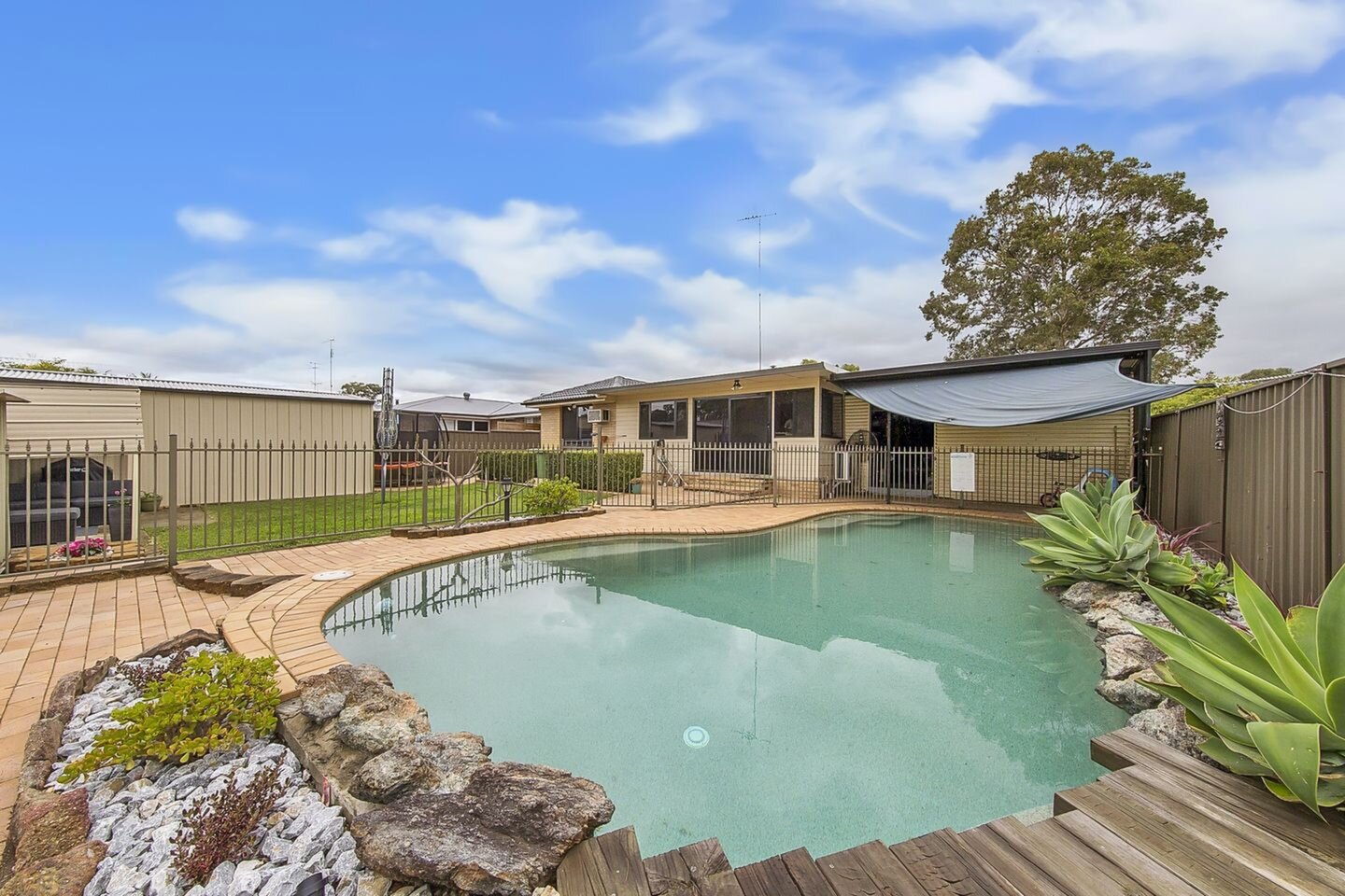 13 Gadara Drive, South Penrith Sold by Response Real Estate Penrith - image 1