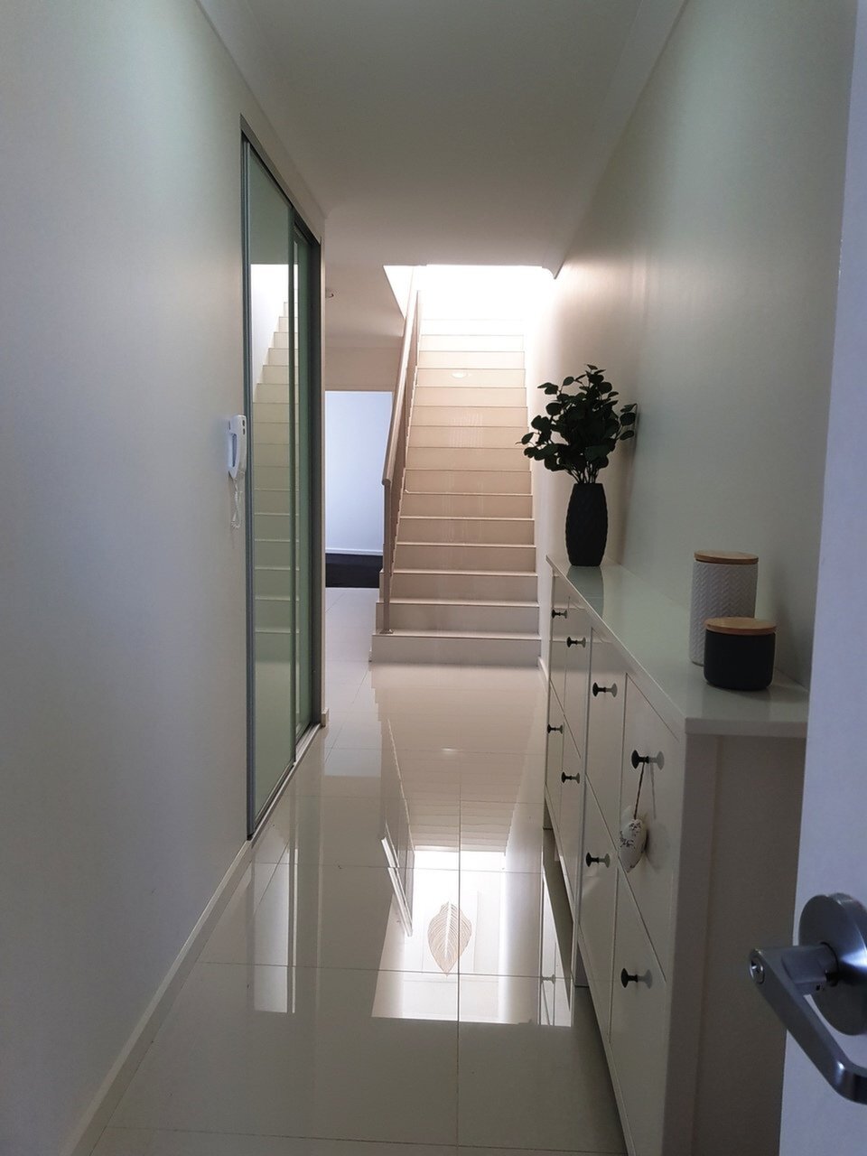 27/2 Glenmore Ridge Drive, Glenmore Park Sold by Response Real Estate Penrith - image 1