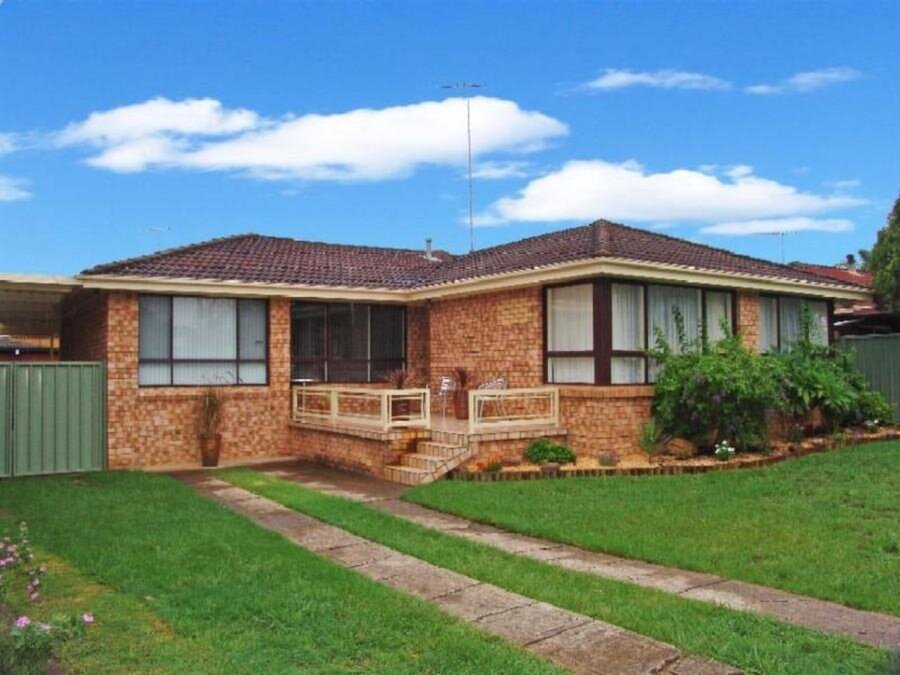 6 Chisholm Avenue, Werrington County Sold by Response Real Estate Penrith - image 1