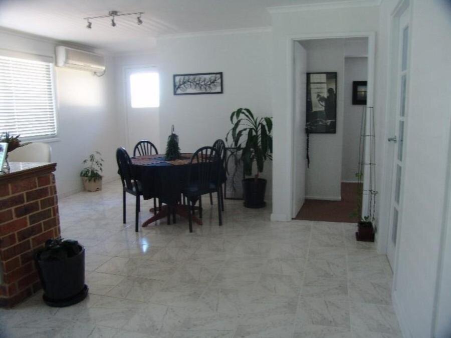 1/8 Pelican Street, Erskine Park Sold by Response Real Estate Penrith - image 1