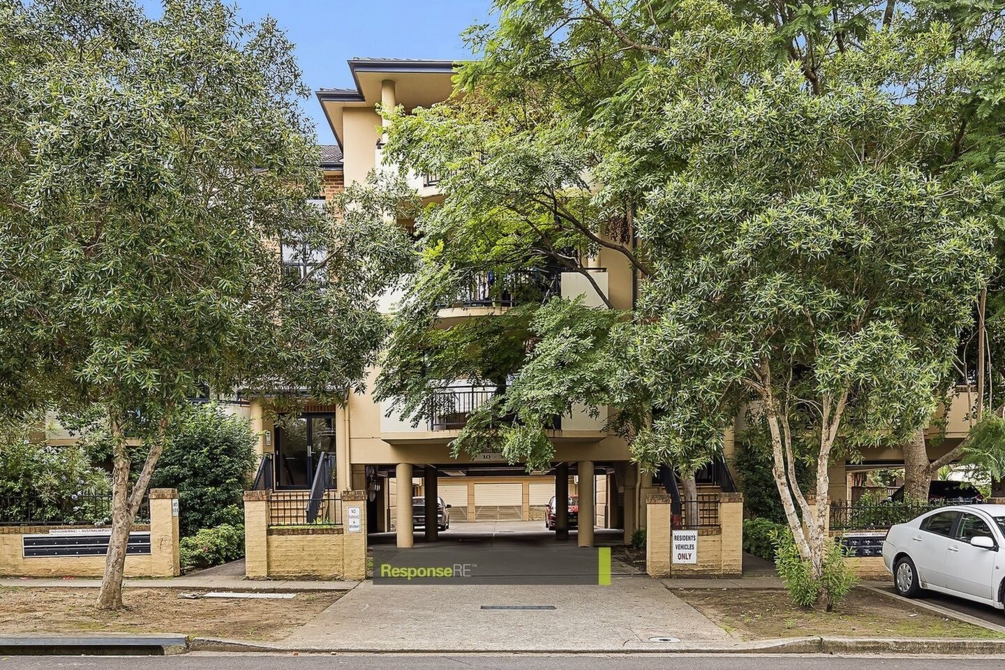 16/10-14 Gladstone Street, North Parramatta Sold by ResponseRE Walsh Sullivan Baulkham Hills - image 1
