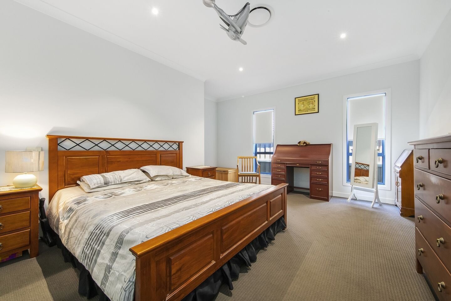 25 Ewan James Drive, Glenmore Park Sold by Response Real Estate Penrith - image 1