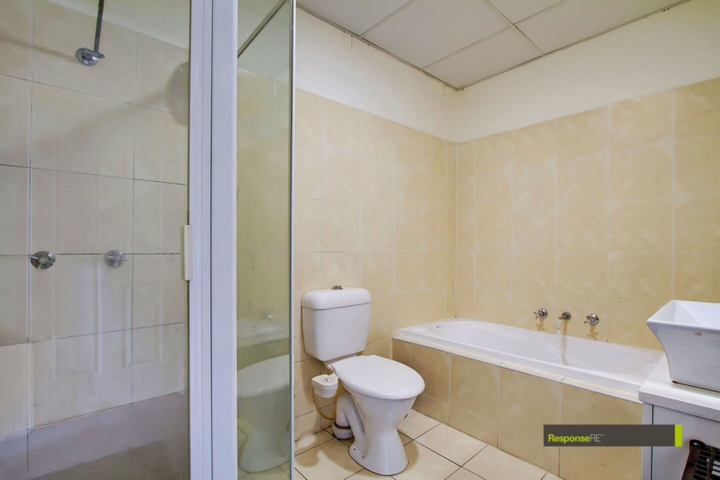 16/16-24 Lydbrook Street, Westmead Sold by ResponseRE - image 1