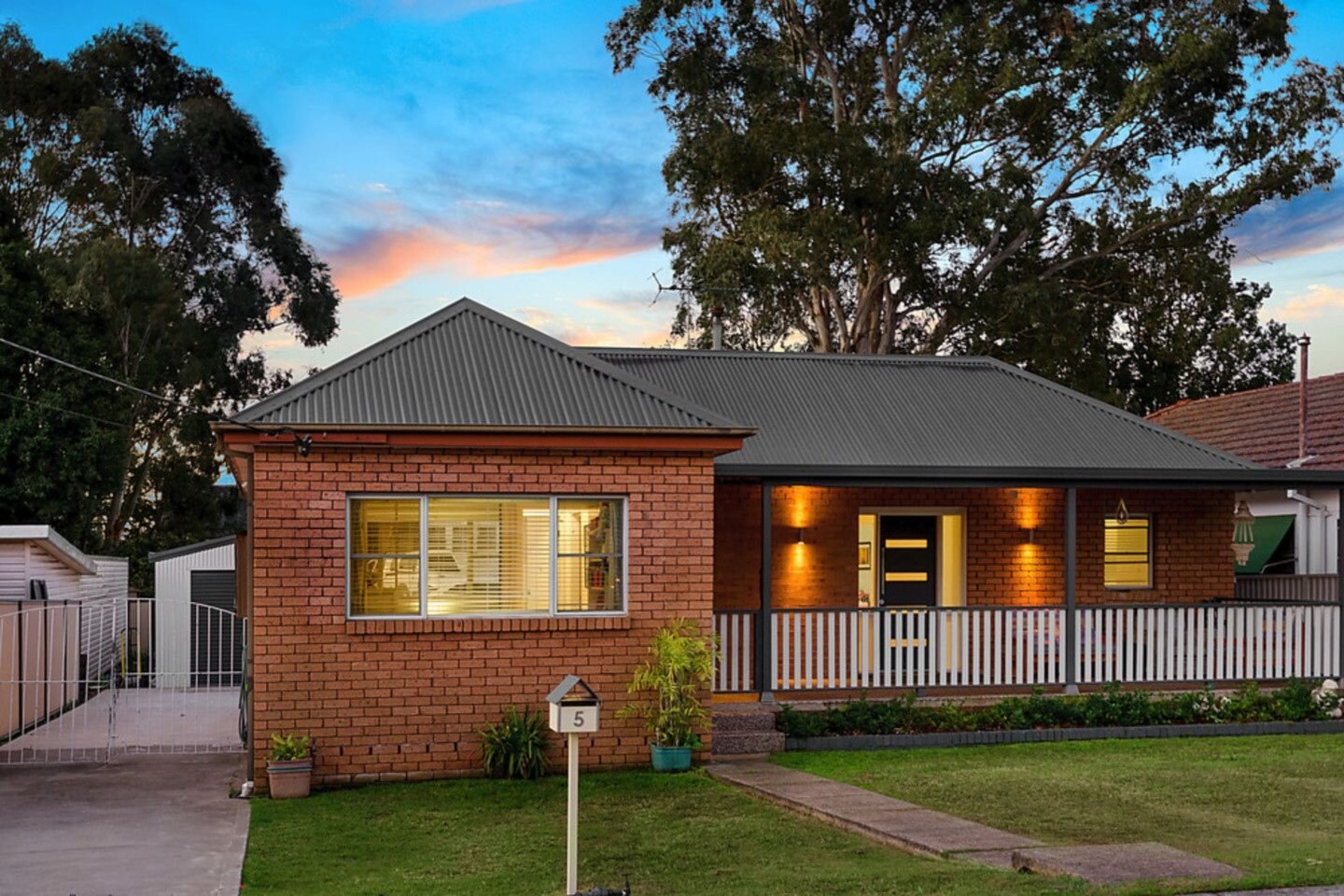 5 Second Avenue, Toongabbie Leased by ResponseRE - image 1