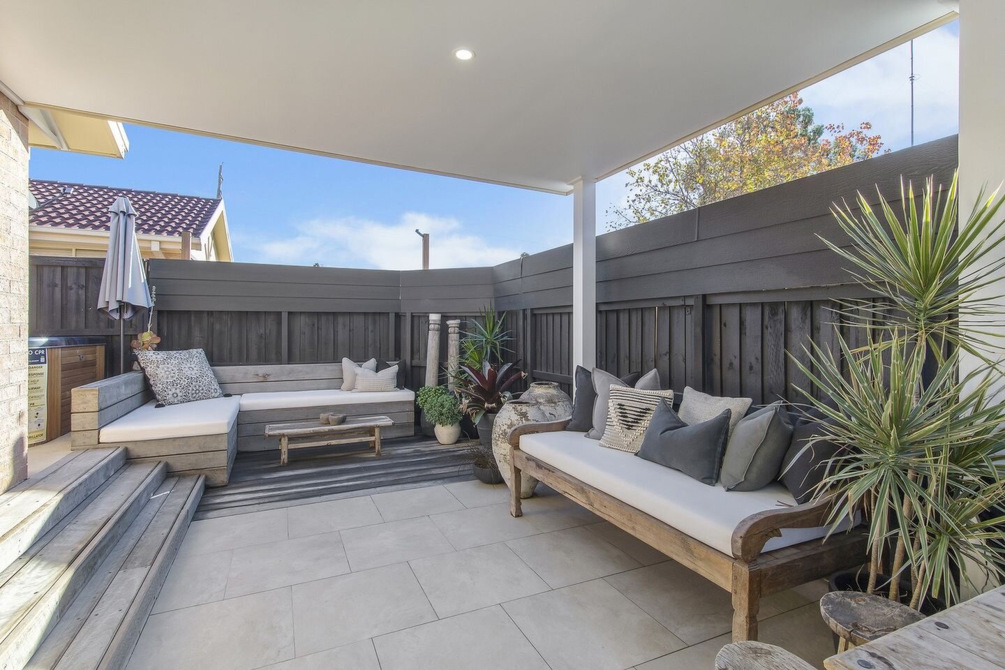 6/162-164 Fragar Road, South Penrith Sold by Response Real Estate Penrith - image 1