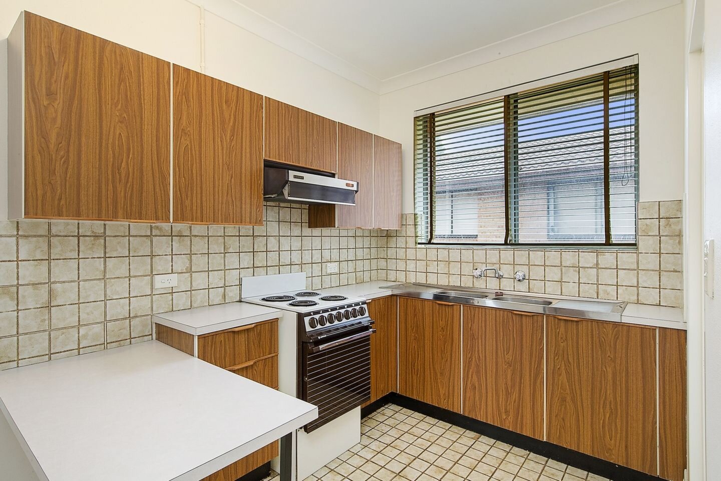 4/9-13 Rodgers Street, Kingswood Sold by ResponseRE - image 1