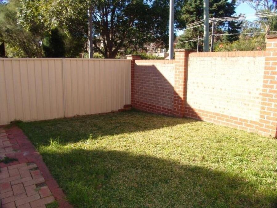 8/5-7 Haynes Street, Penrith Sold by Response Real Estate Penrith - image 1