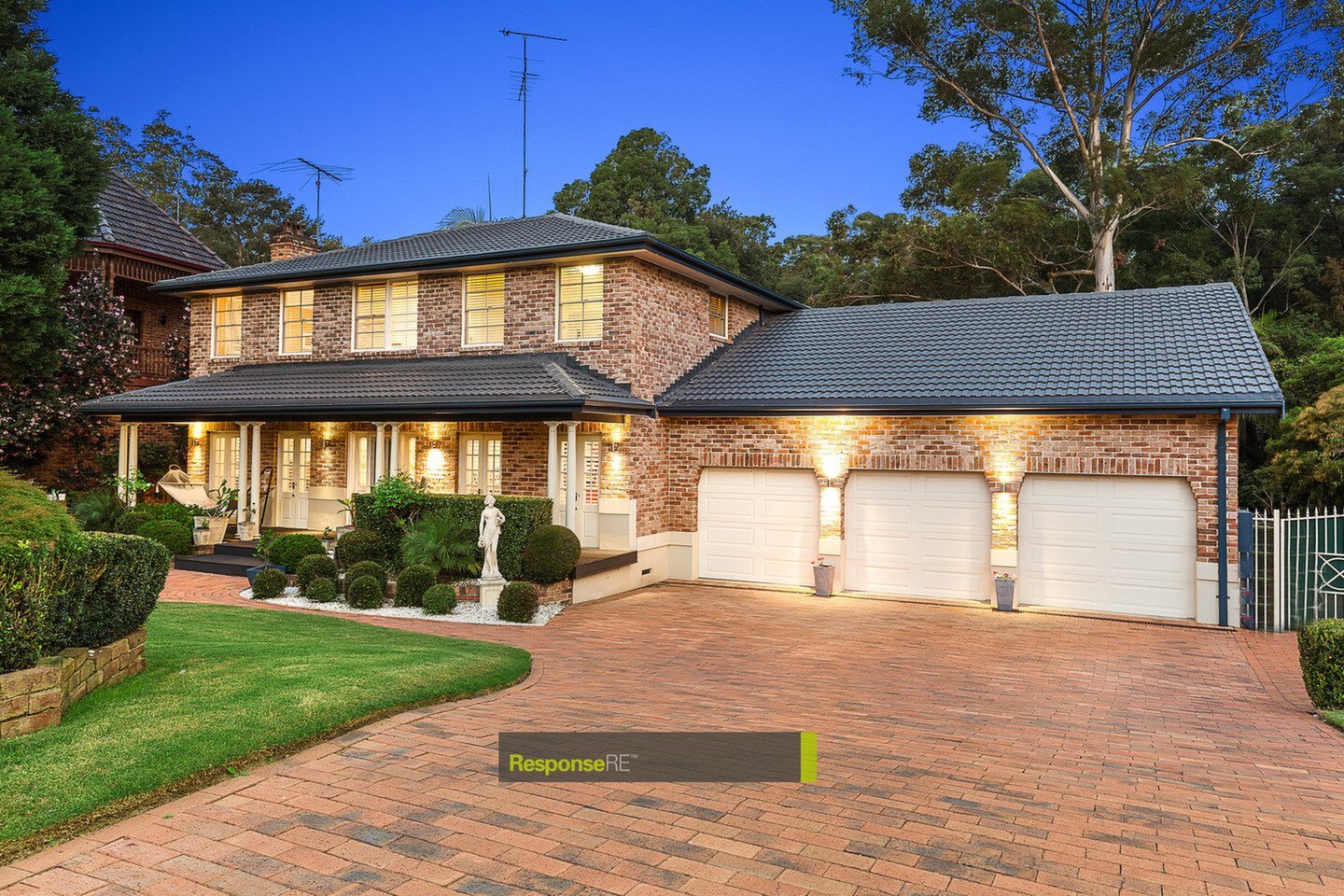 11 Cottonwood Place, Castle Hill Sold by ResponseRE Walsh Sullivan Northmead - image 1